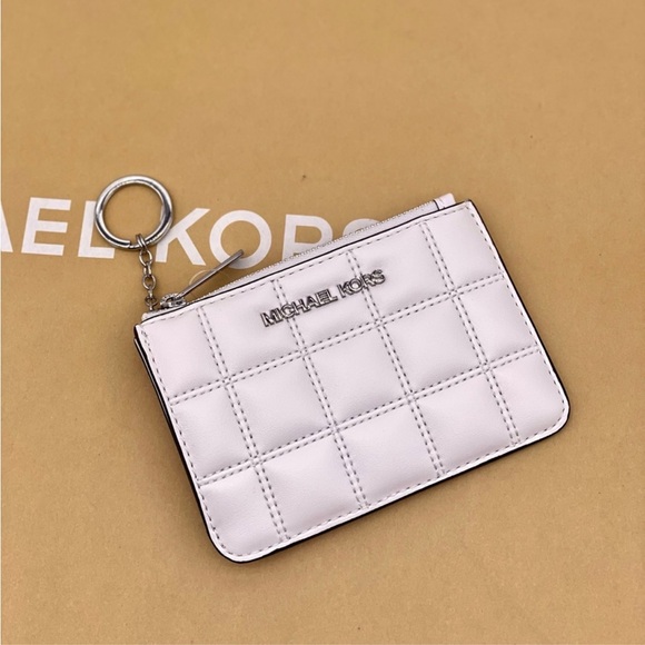Michael Kors White Quilted Coinpouch Card Holder Small Wallet Optic White - Picture 1 of 10